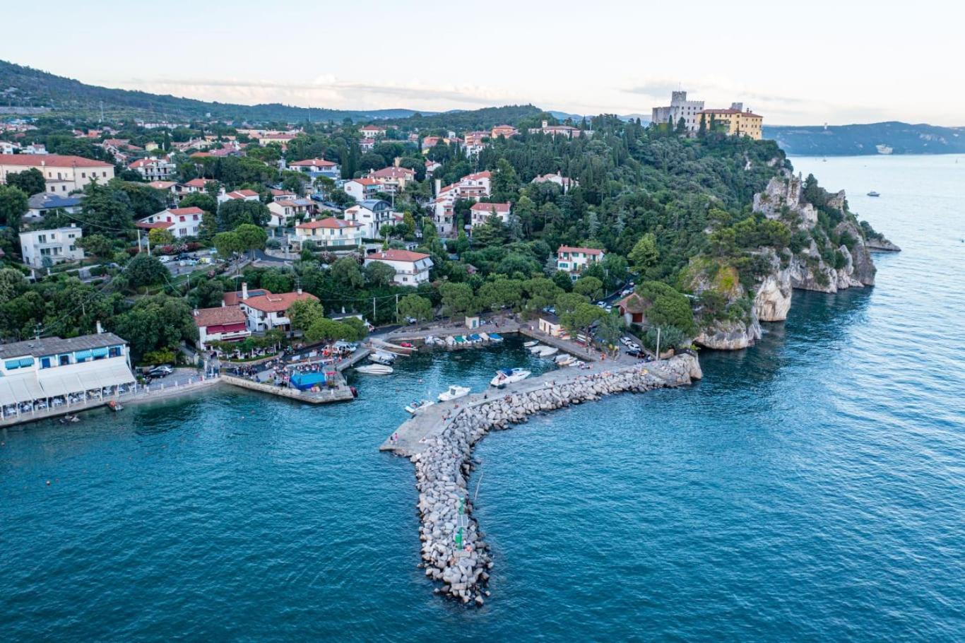 Villa Mira Bed And Breakfast Duino Exterior photo